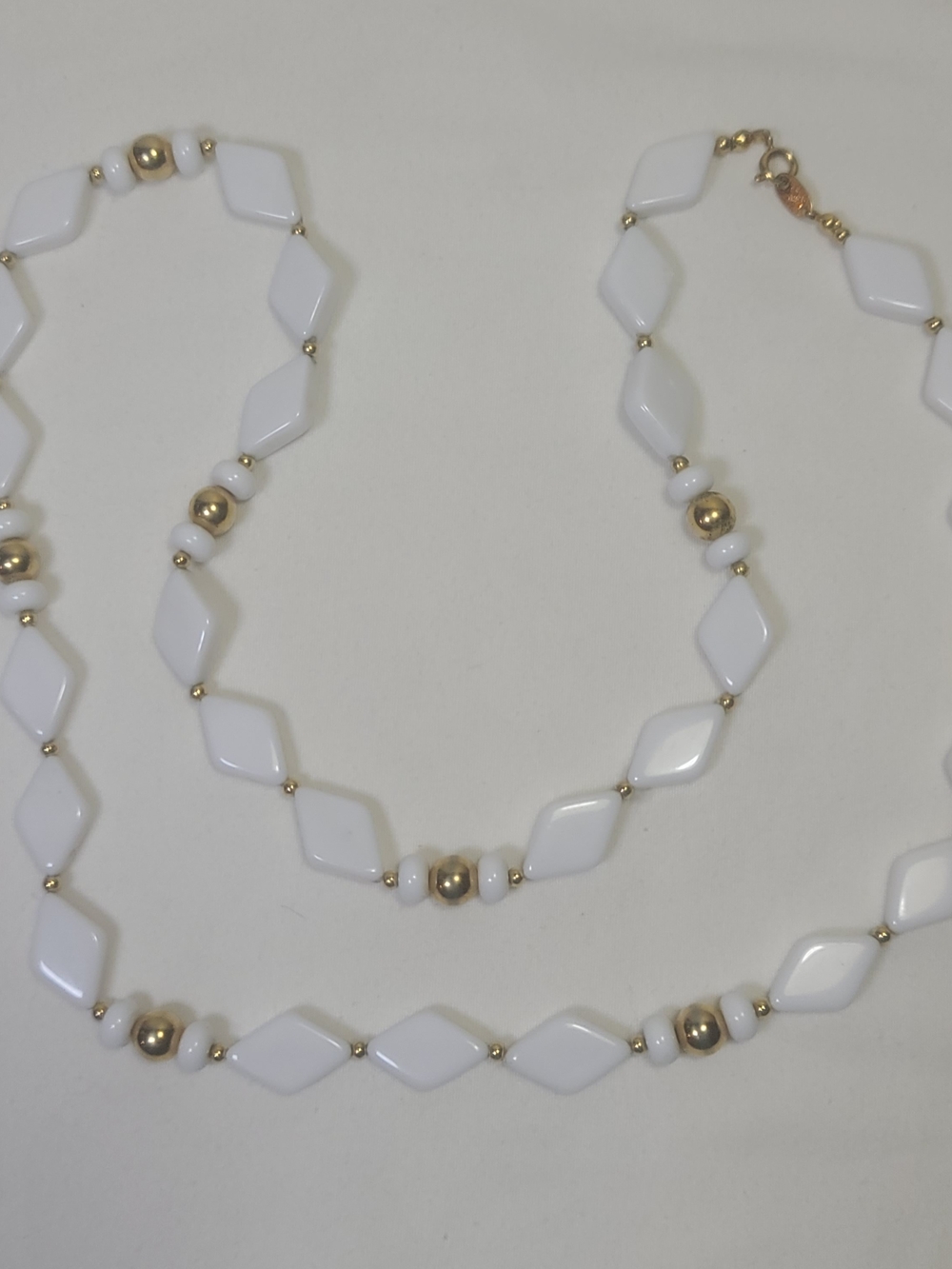 Vintage Trifari White Plastic & Gold tone Beaded Necklace